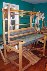 Colonial-with-green-throw Photo of LeClerc Colonial floor loom